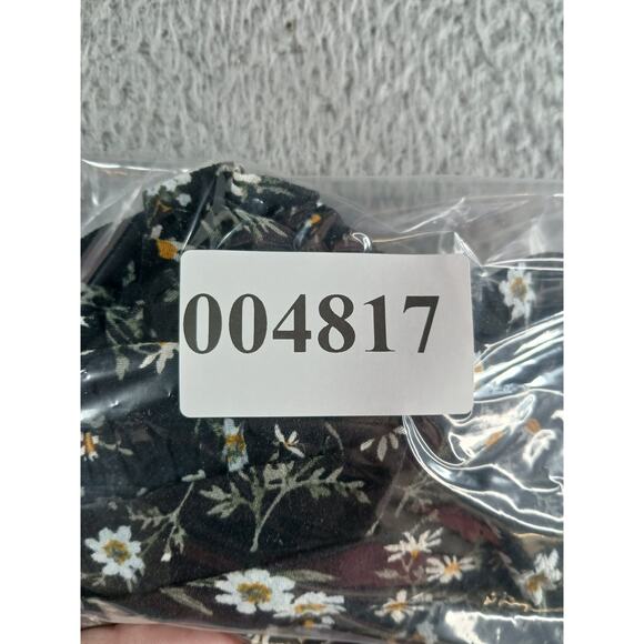 American Eagle Outfitters Shorts Womens Medium Black Floral Stretchy Buttons - Picture 9 of 9